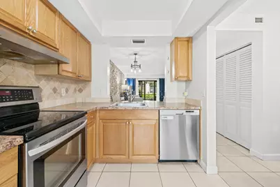 2257 SW 15th Street #183, Deerfield Beach, FL 33442 - Photo 5
