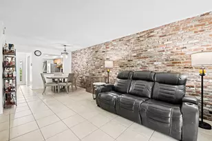 2257 SW 15th St, Deerfield Beach, FL 33442 - Photo 13