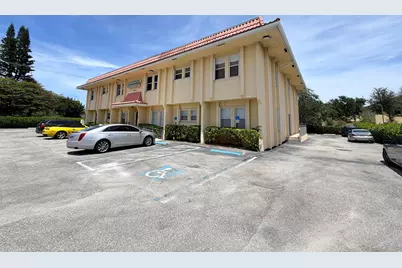 9112 N Fl A1Aalt, North Palm Beach, FL 33403 - Photo 1