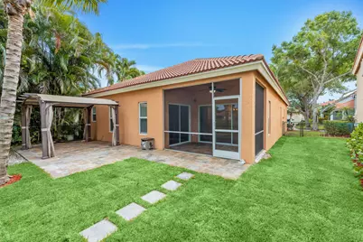 5122 Elpine Way, Riviera Beach, FL 33418 - Photo 9