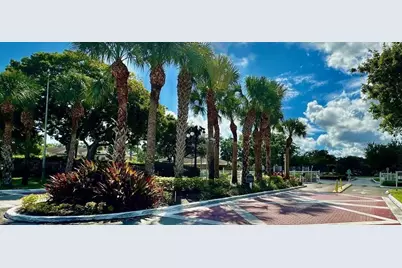 671 Cypress Lake Boulevard #D21, Deerfield Beach, FL 33064 - Photo 13