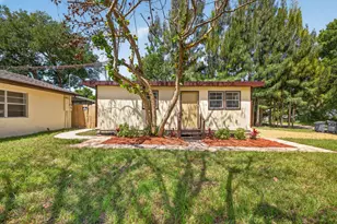 303 Lott St, Fort Pierce, FL 34947 - Photo 37