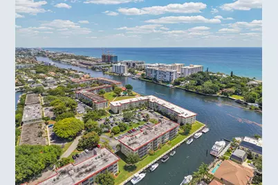 3050 NE 48th Court #305, Lighthouse Point, FL 33064 - Photo 1