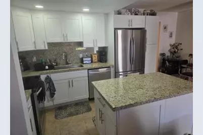 188 Grantham F #188, Deerfield Beach, FL 33442 - Photo 5