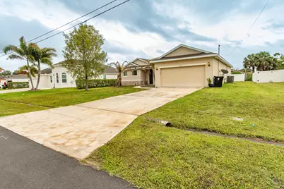 1244 SW Ermine Avenue, Port Saint Lucie, FL 34953 - Photo 3