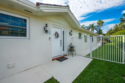7068 Gila Lane, West Palm Beach, FL 33411 - Photo 3