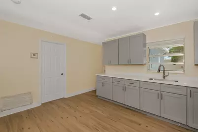 6560 SW 20th Street, North Lauderdale, FL 33068 - Photo 7