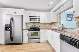 2865 SW 22nd Ave, Delray Beach, FL 33445 - Photo 9