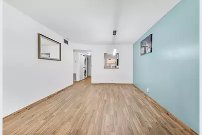 2865 SW 22nd Avenue #105, Delray Beach, FL 33445 - Photo 5