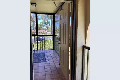 410 Pine Glen Lane #B-2, Greenacres, FL 33463 - Photo 3