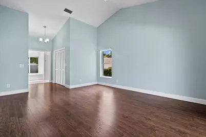 15575 Woodmar Court, Wellington, FL 33414 - Photo 19