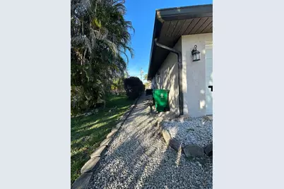 1217 SE Nancy Lane, Port Saint Lucie, FL 34983 - Photo 17