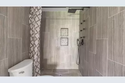 9663 NW 76th Street, Tamarac, FL 33321 - Photo 19