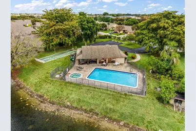 9663 NW 76th Street, Tamarac, FL 33321 - Photo 5