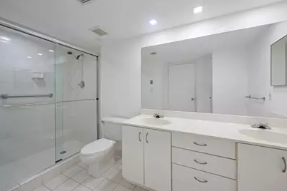 3300 NE 192nd Street #915, Aventura, FL 33180 - Photo 5