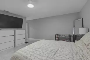 4841 NW 19th St, Lauderhill, FL 33313 - Photo 13