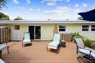 8704 SE Jardin St, Hobe Sound, FL 33455 - Photo 15