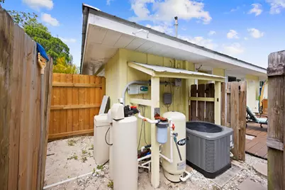 8704 SE Jardin Street, Hobe Sound, FL 33455 - Photo 19