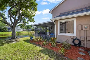 2030 Discovery Cir E, Deerfield Beach, FL 33442 - Photo 39