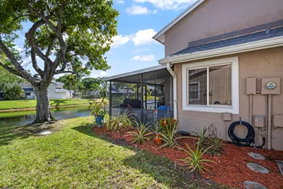 2030 Discovery Circle E, Deerfield Beach, FL 33442 - Photo 39