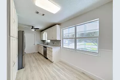5807 Balsam Drive, Fort Pierce, FL 34982 - Photo 5