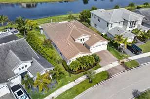 15804 Goldfinch Cir, The Acreage, FL 33470 - Photo 47