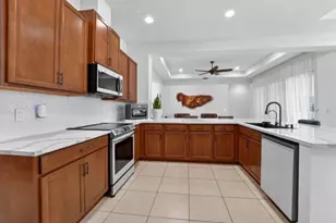 15804 Goldfinch Cir, The Acreage, FL 33470 - Photo 15