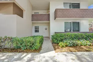 3621 Oaks Clubhouse Dr, Pompano Beach, FL 33069 - Photo 1