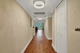 3621 Oaks Clubhouse Dr, Pompano Beach, FL 33069 - Photo 5