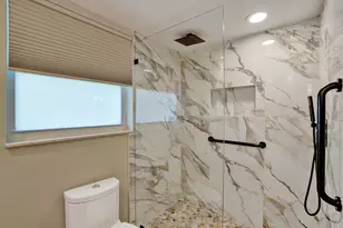 3621 Oaks Clubhouse Dr, Pompano Beach, FL 33069 - Photo 23