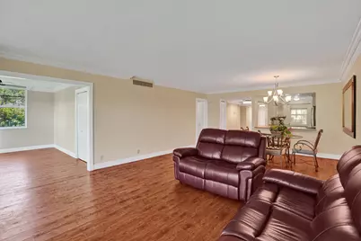 3621 Oaks Clubhouse Drive #101, Pompano Beach, FL 33069 - Photo 17