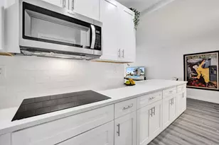 3040 NE 16th Ave, Oakland Park, FL 33334 - Photo 7