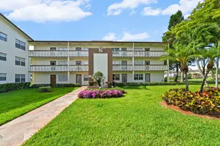 559 Mansfield, Boca Raton, FL 33434 - Photo 1