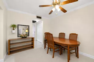 559 Mansfield, Boca Raton, FL 33434 - Photo 7