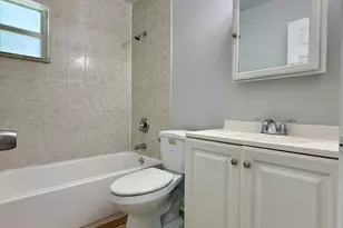 3041 NE 7th Ave, Pompano Beach, FL 33064 - Photo 3