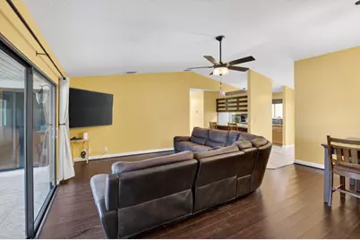 43 Mayfair Lane, Boynton Beach, FL 33426 - Photo 11