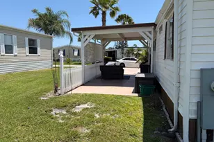 52 Huarte Way, Port Saint Lucie, FL 34952 - Photo 5