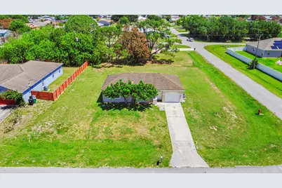 601 SW Ester Avenue, Port Saint Lucie, FL 34983 - Photo 29