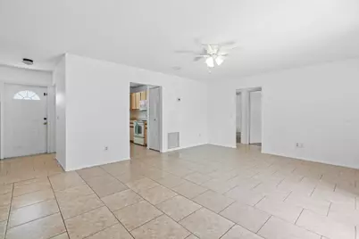 601 SW Ester Avenue, Port Saint Lucie, FL 34983 - Photo 7