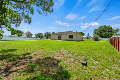 601 SW Ester Avenue, Port Saint Lucie, FL 34983 - Photo 17
