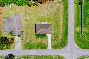 601 SW Ester Ave, Port Saint Lucie, FL 34983 - Photo 23