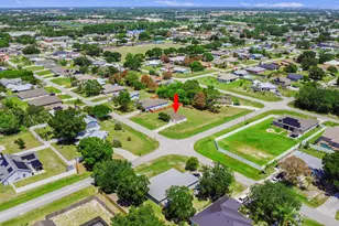 601 SW Ester Ave, Port Saint Lucie, FL 34983 - Photo 27
