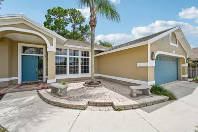 160 Royal Pine Circle S, Royal Palm Beach, FL 33411 - Photo 3