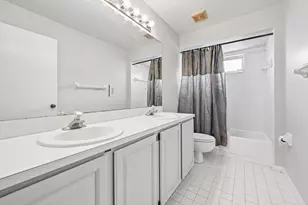 160 Royal Pine Cir S, Royal Palm Beach, FL 33411 - Photo 19