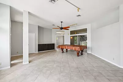 160 Royal Pine Circle S, Royal Palm Beach, FL 33411 - Photo 5