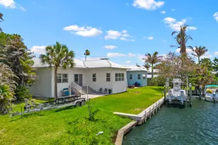 2534 SW Conch Cove Ln, Palm City, FL 34990 - Photo 3