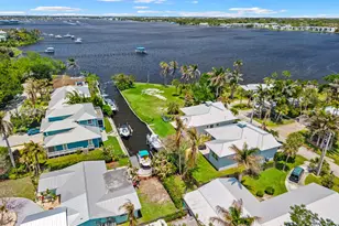 2534 SW Conch Cove Ln, Palm City, FL 34990 - Photo 37