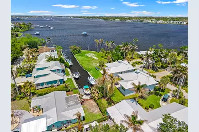 2534 SW Conch Cove Lane, Palm City, FL 34990 - Photo 37