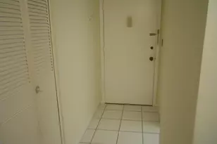 250 NE 20th St, Boca Raton, FL 33431 - Photo 9