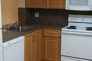 4728 NW 90th Ave, Sunrise, FL 33351 - Photo 5